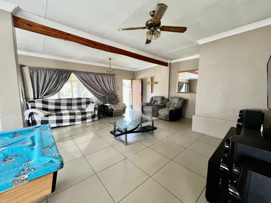 3 Bedroom Property for Sale in Oos Einde North West